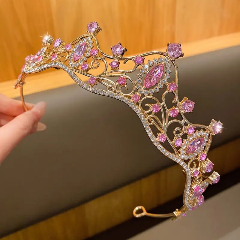 GENERICO - CORONA PARA NIÑA DE PROMOCION DE COLEGIO