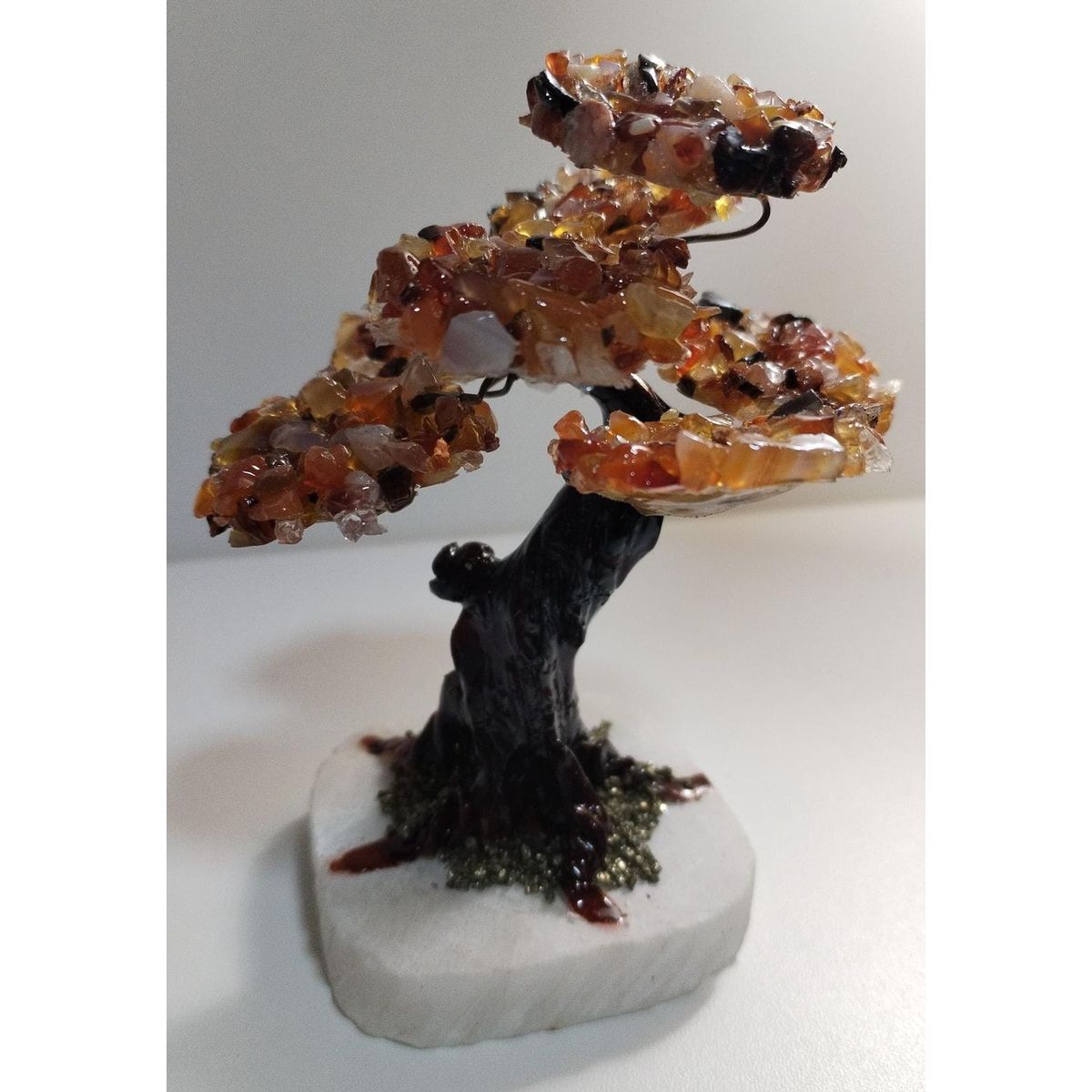 GENERICO - ARBOLITO  DE LA FELICIDAD BONSAI MEDIANO CON PIEDRAS DE AGATA