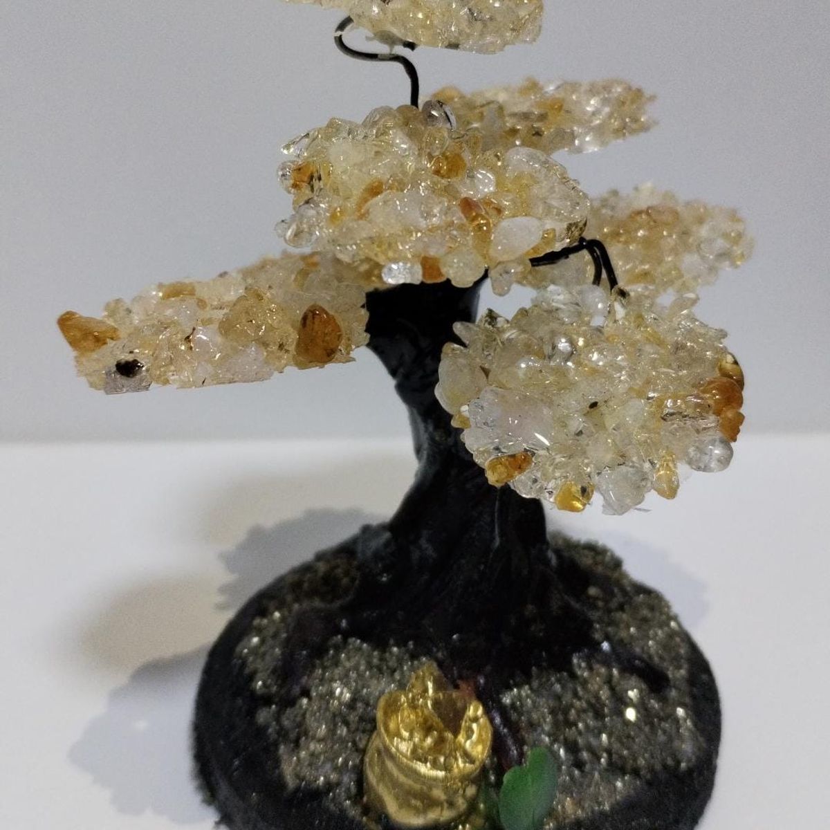 GENERICO - ARBOLITO  DE LA FELICIDAD BONSAI MEDIANO CON PIEDRAS DE CITRINO