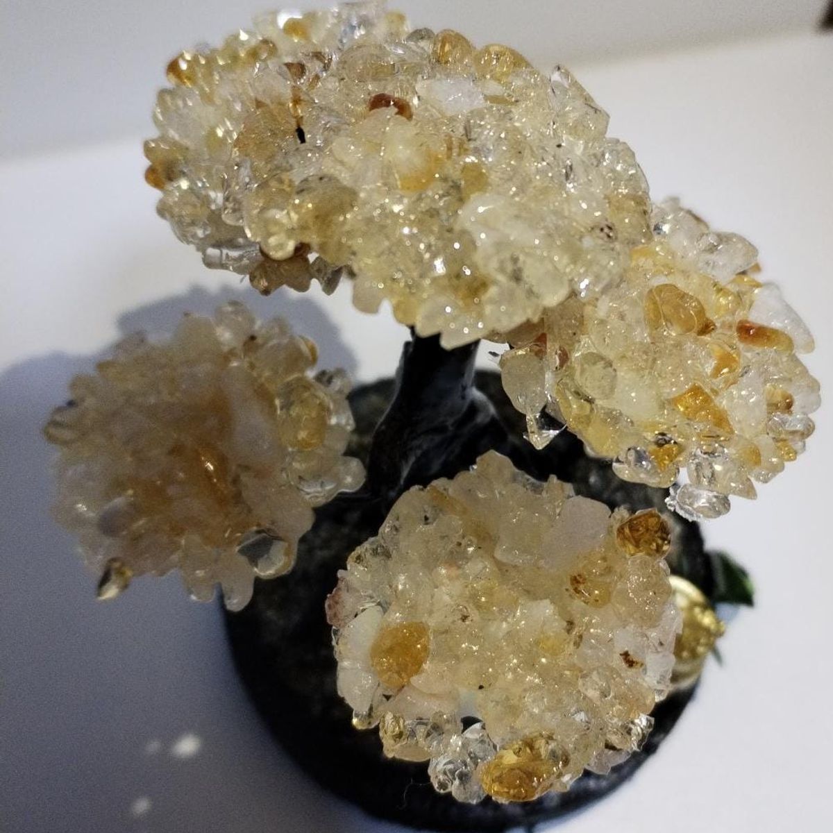 GENERICO - ARBOLITO  DE LA FELICIDAD BONSAI MEDIANO CON PIEDRAS DE CITRINO