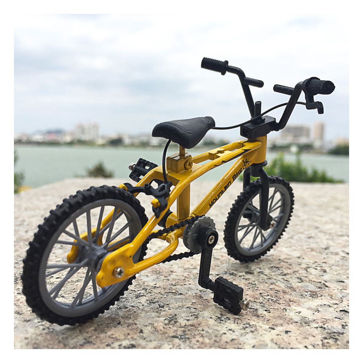ZIMRAHYG - Bicicletas En Miniatura De Metal Estilo Retro Amarillo