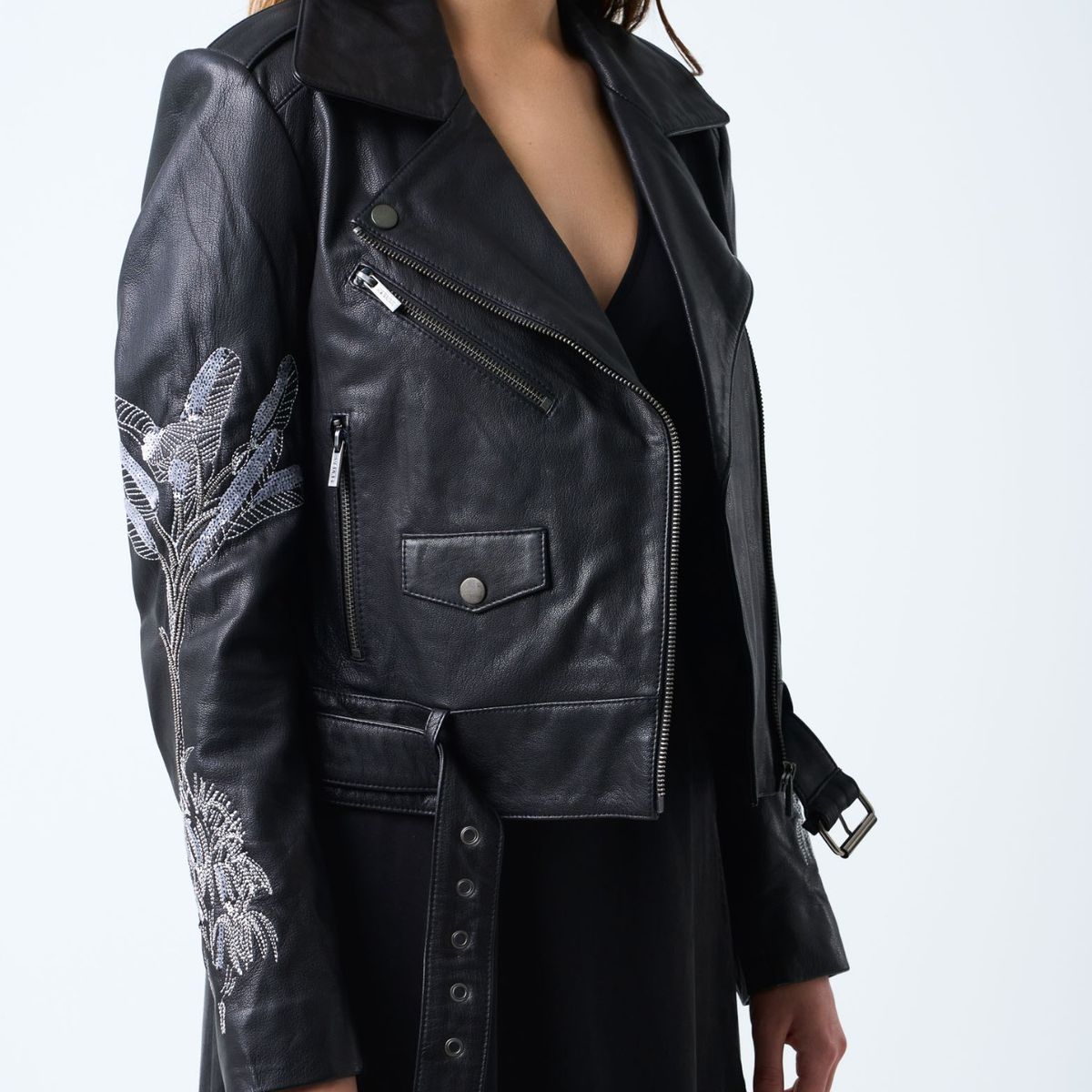 VELEZ - Vélez Casaca Biker Para Mujer Bordado Metalizado Negro
