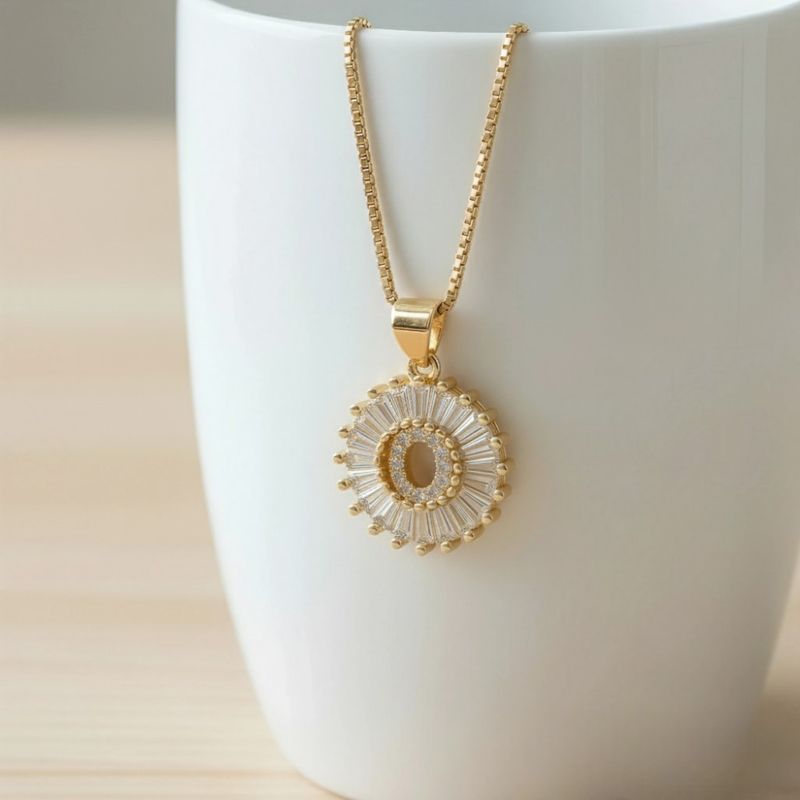 LUCYANA JOYAS Y ACCESORIOS - Collar para Mujer Inicial Nombre con Letra O Dorado - Joyas Lucyana