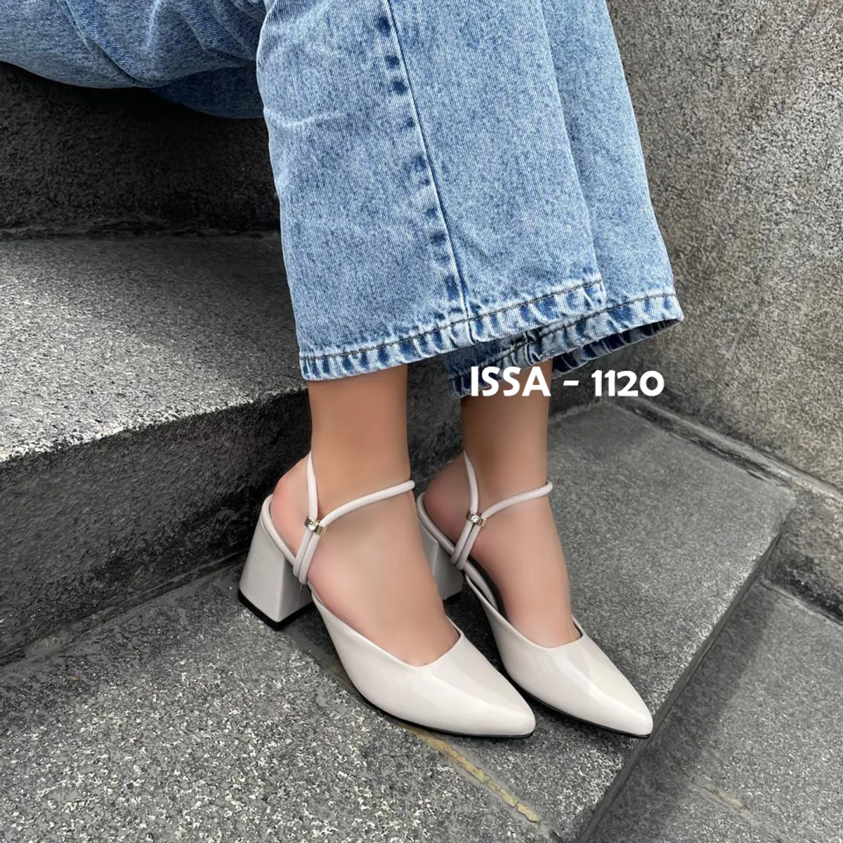 GENERICO - ZAPATOS CASUALES PARA DAMA FREYSA EN TONO HUESO CHAROL