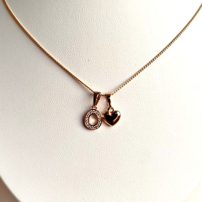 GENERICO - Collar Letra O + Corazon bañado en oro rosa 18 kilates