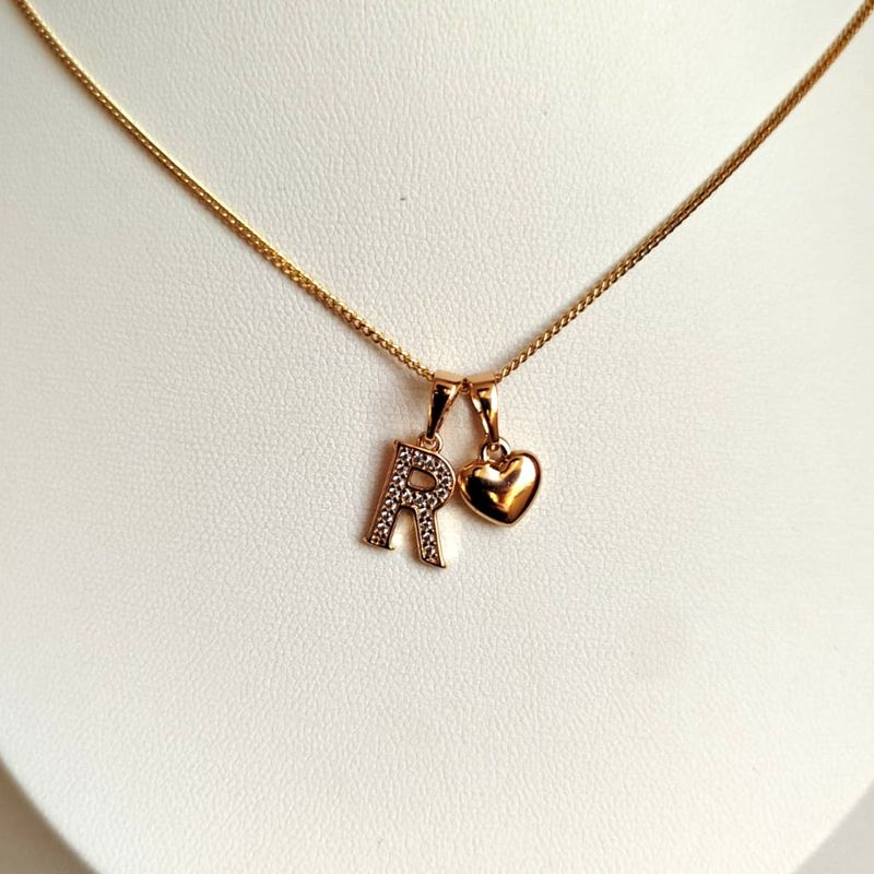 GENERICO - Collar Letra R + Corazon bañado en oro rosa 18 kilates