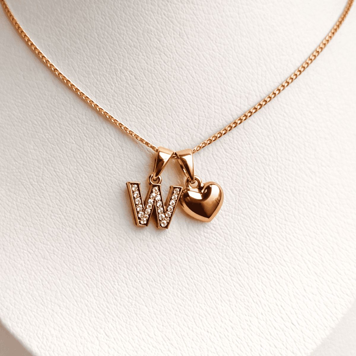 GENERICO - Collar Letra W + Corazon bañado en oro rosa 18 kilates