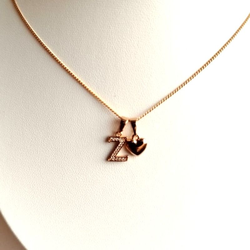 GENERICO - Collar Letra Z + Corazon bañado en oro rosa 18 kilates