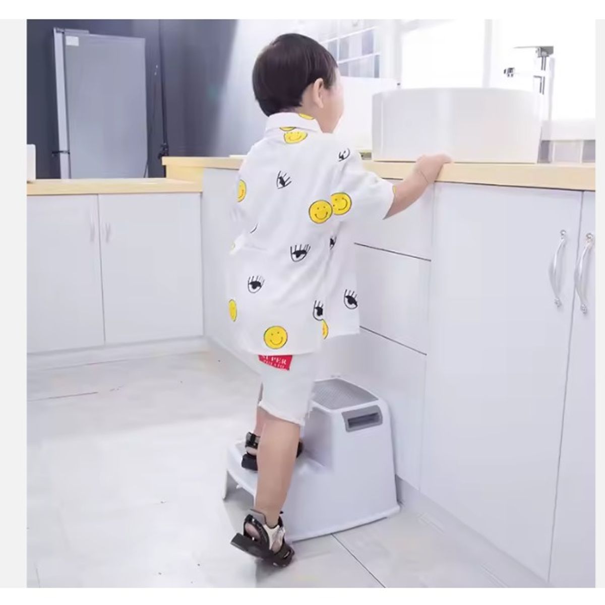 GENERICO - MINI ESCALERA PARA NIÑOS