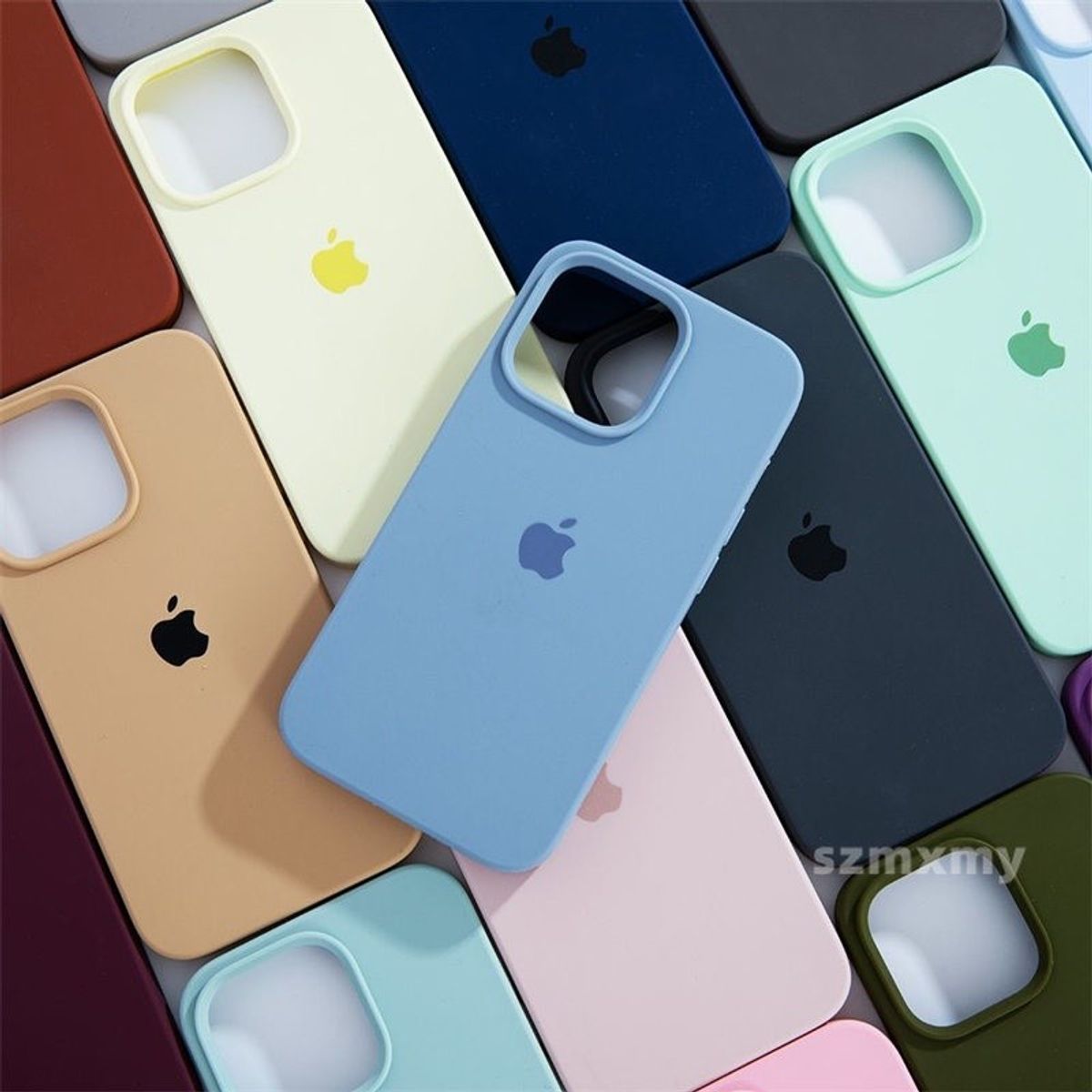 CASE - Case Silicona Para Iphone 16 Pro  - CELESTE