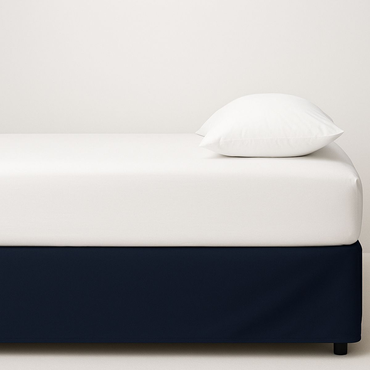 GENERICO - FALDON DE TARIMA QUEEN 160CM x 200CM MINIMAL MICROFIBRA AZUL OSCURO 35CM