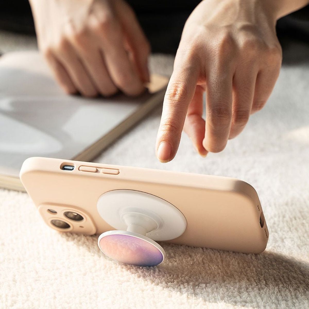 RINGKE - Sujetador Pop Socket Ringke Tok Magsafe Aurora