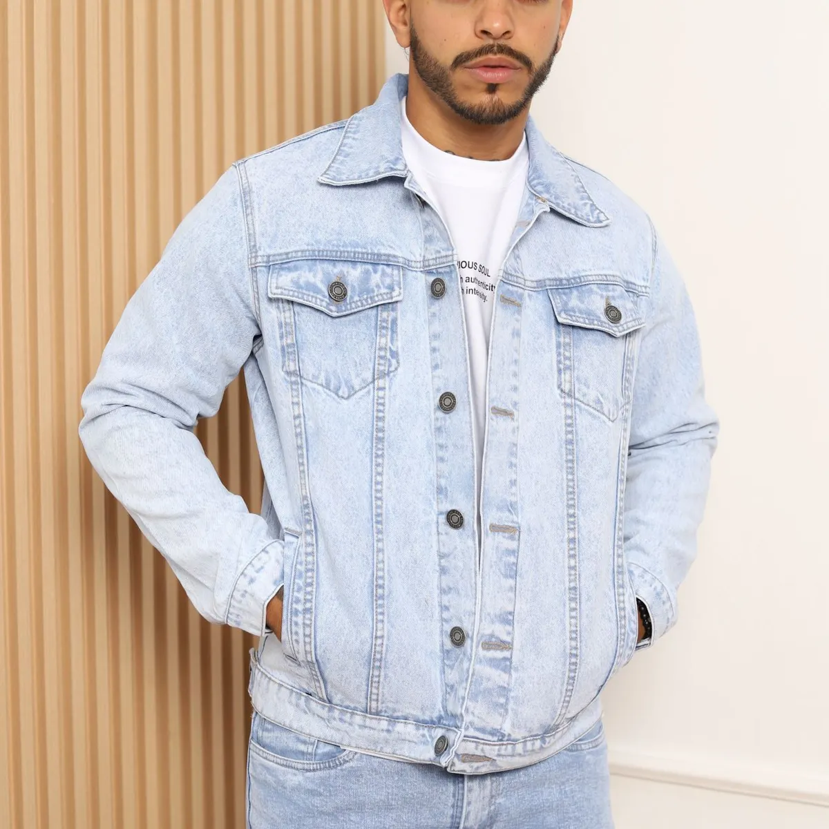QH - Casaca Denim Clásica para Hombre
