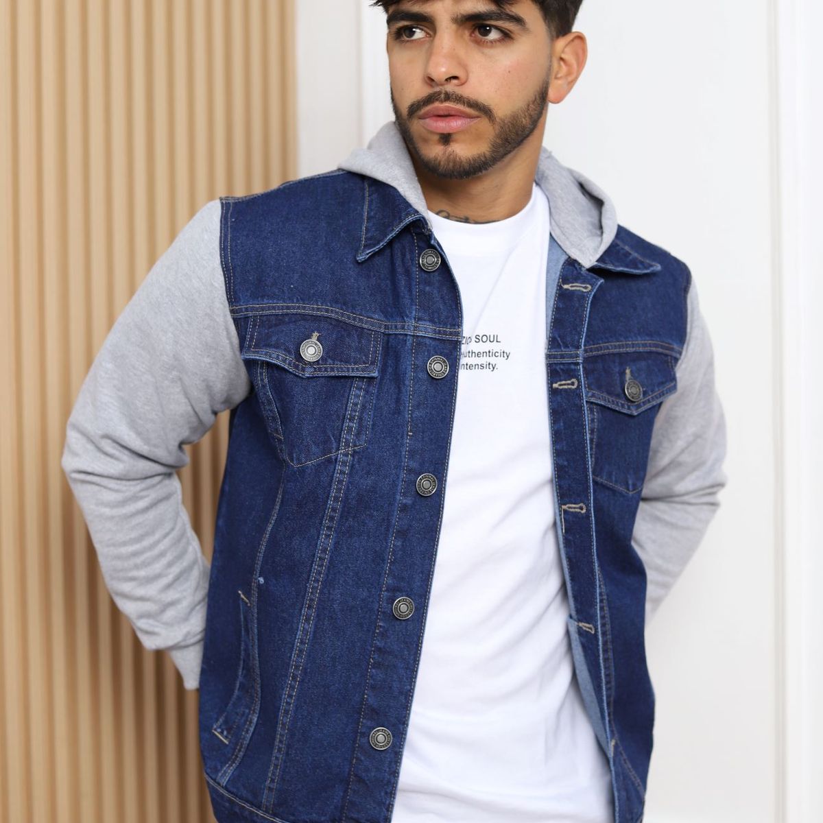 QH - Casaca Denim con Mangas y Capucha de Franela para Hombre