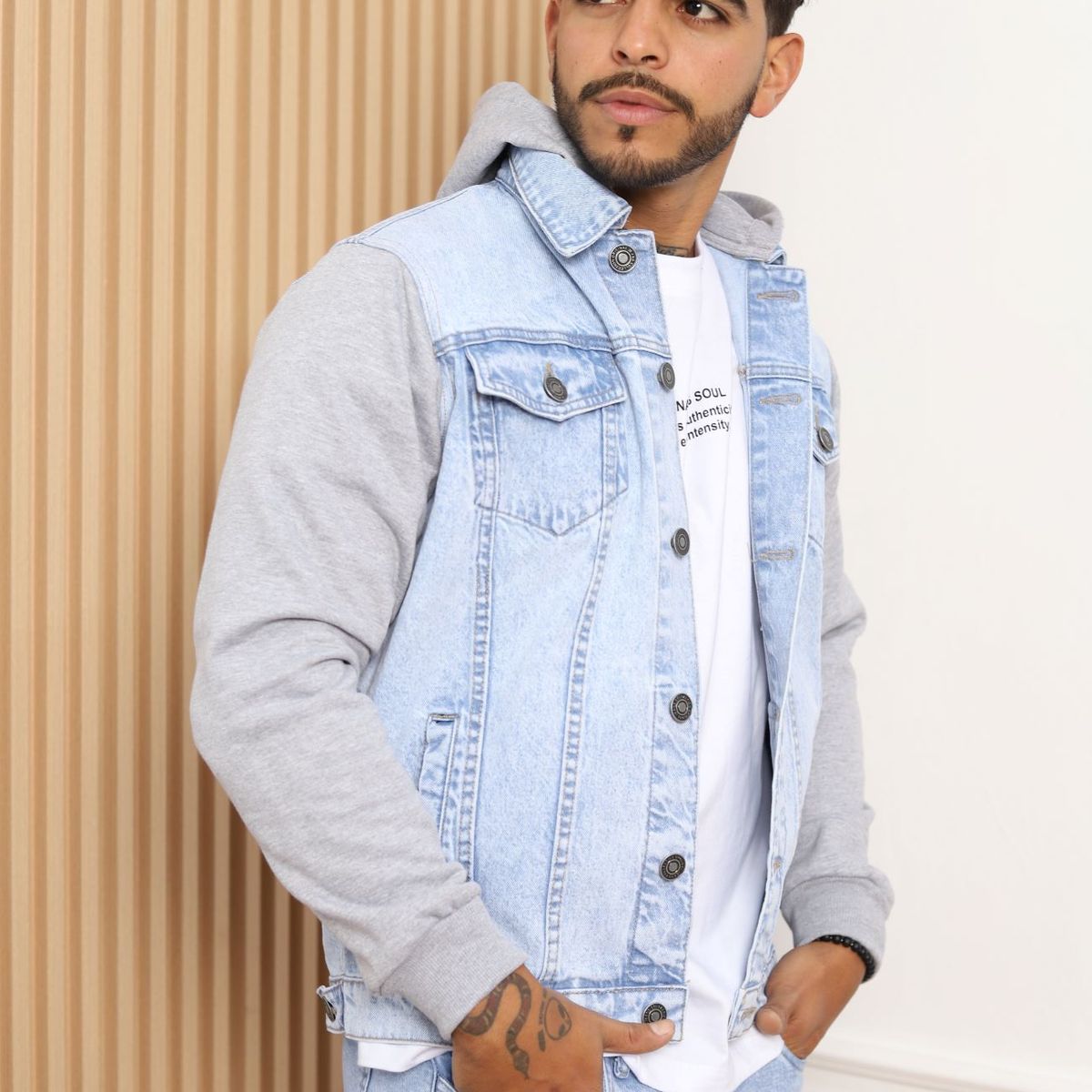 QH - Casaca Denim con Mangas y Capucha de Franela para Hombre