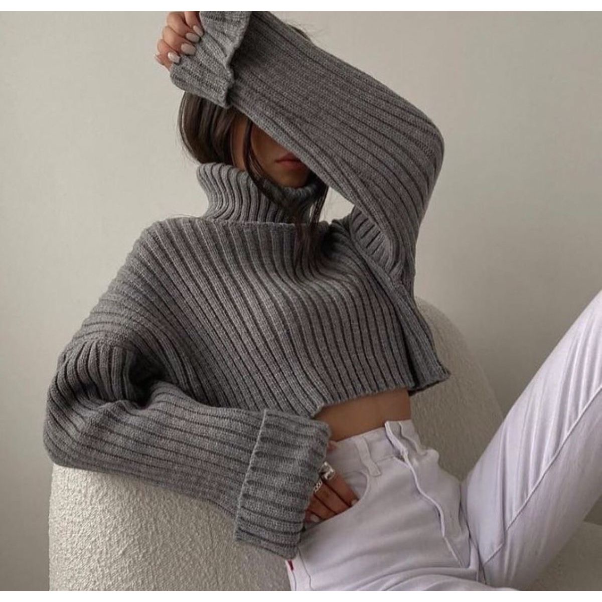 AMA OUTFITTERS - CHOMPA TIPO CROP IVY