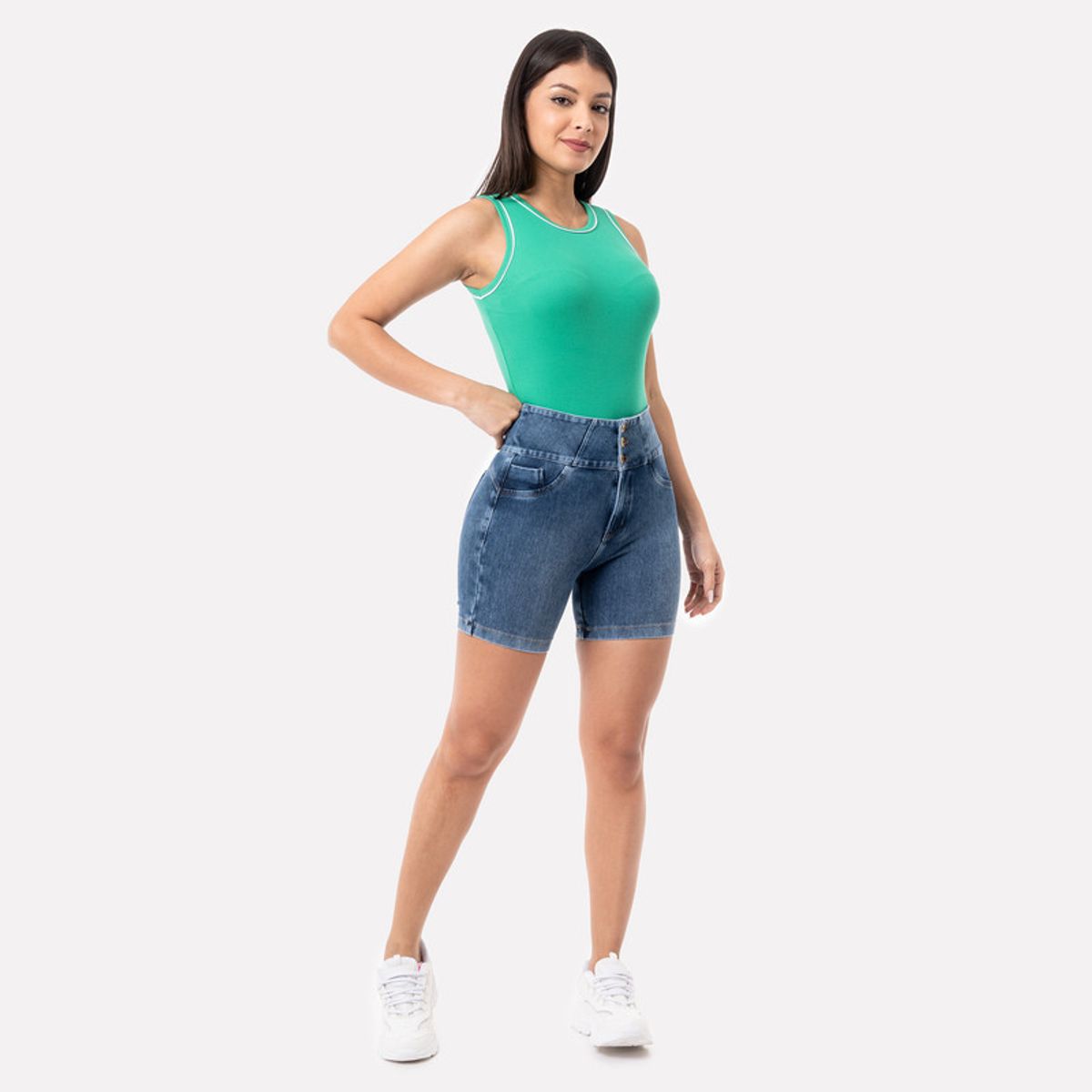 PIONIER - Short Cropped Indifio Mujer Yaldha Pionier