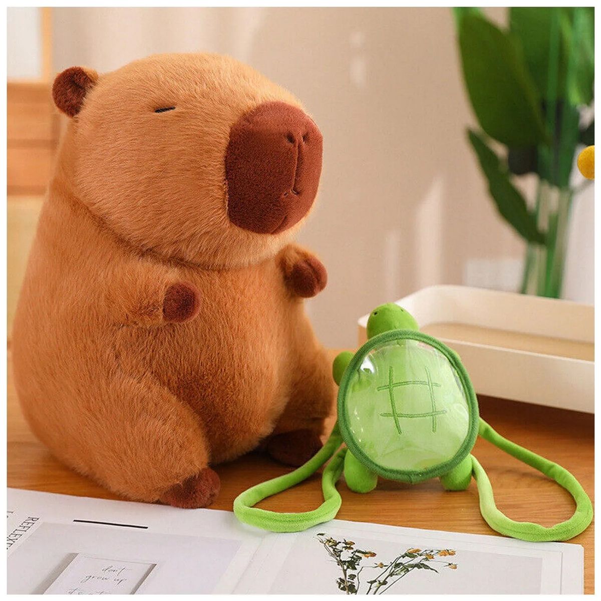 VENTITAS HOME - Peluche Capibara con Mochila de Tortuga