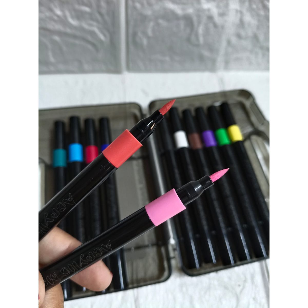 GENERICO - PLUMONES ACRILICOS X 12UND PUNTA PINCEL 2