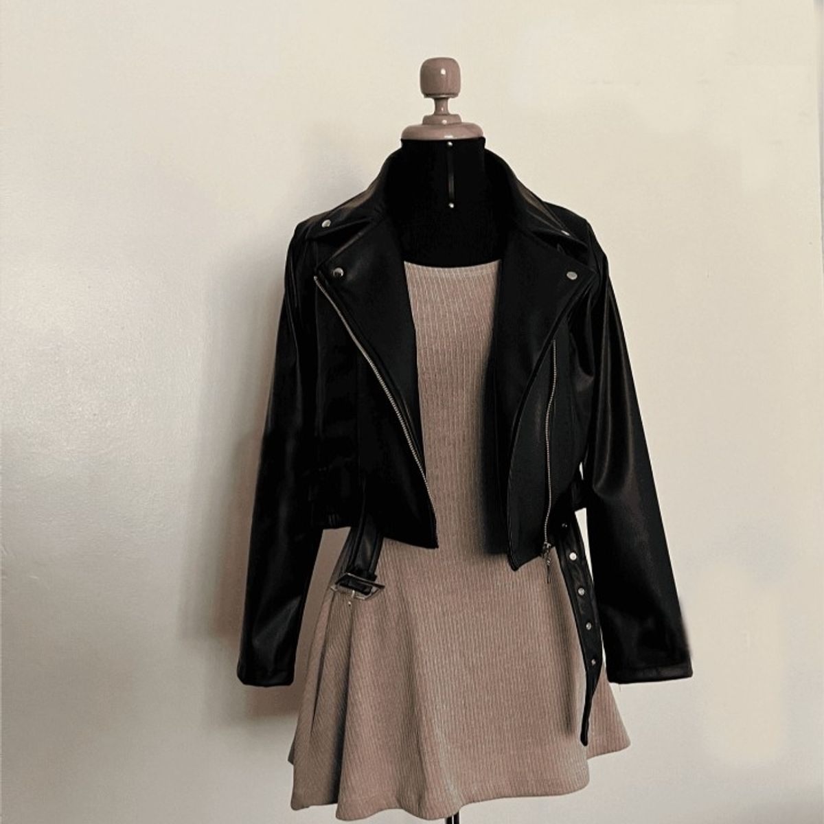 GENERICO - CASACA RETRO PARA MUJER NEGRA