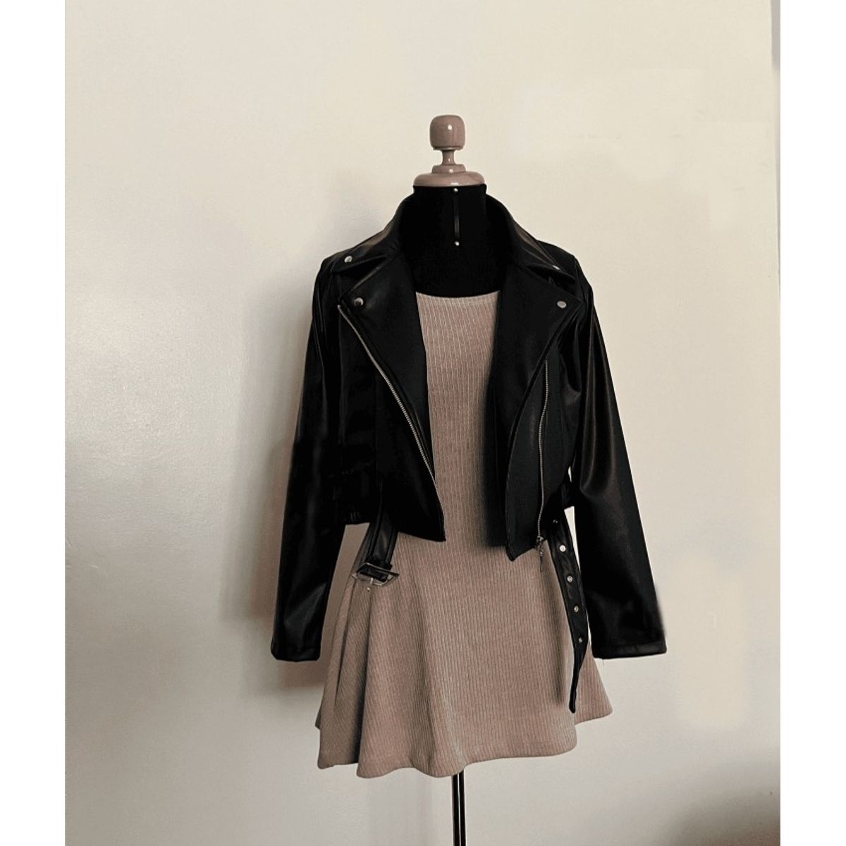 GENERICO - CASACA RETRO PARA MUJER NEGRA