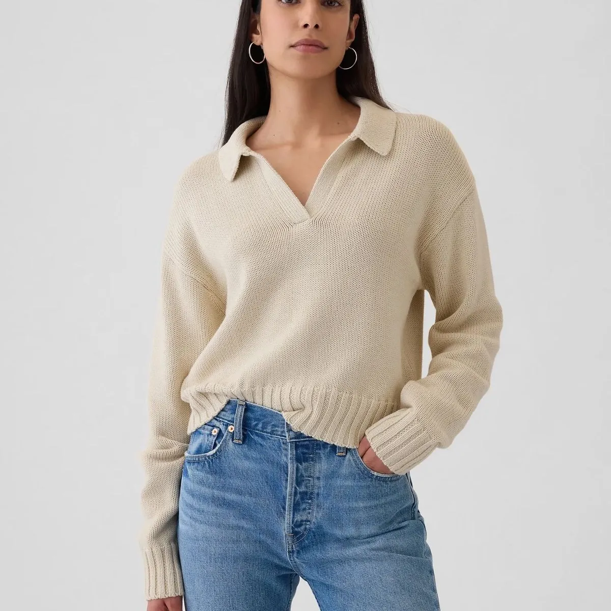 GENERICO - CHOMPA OVERSIZE CON CUELLO V