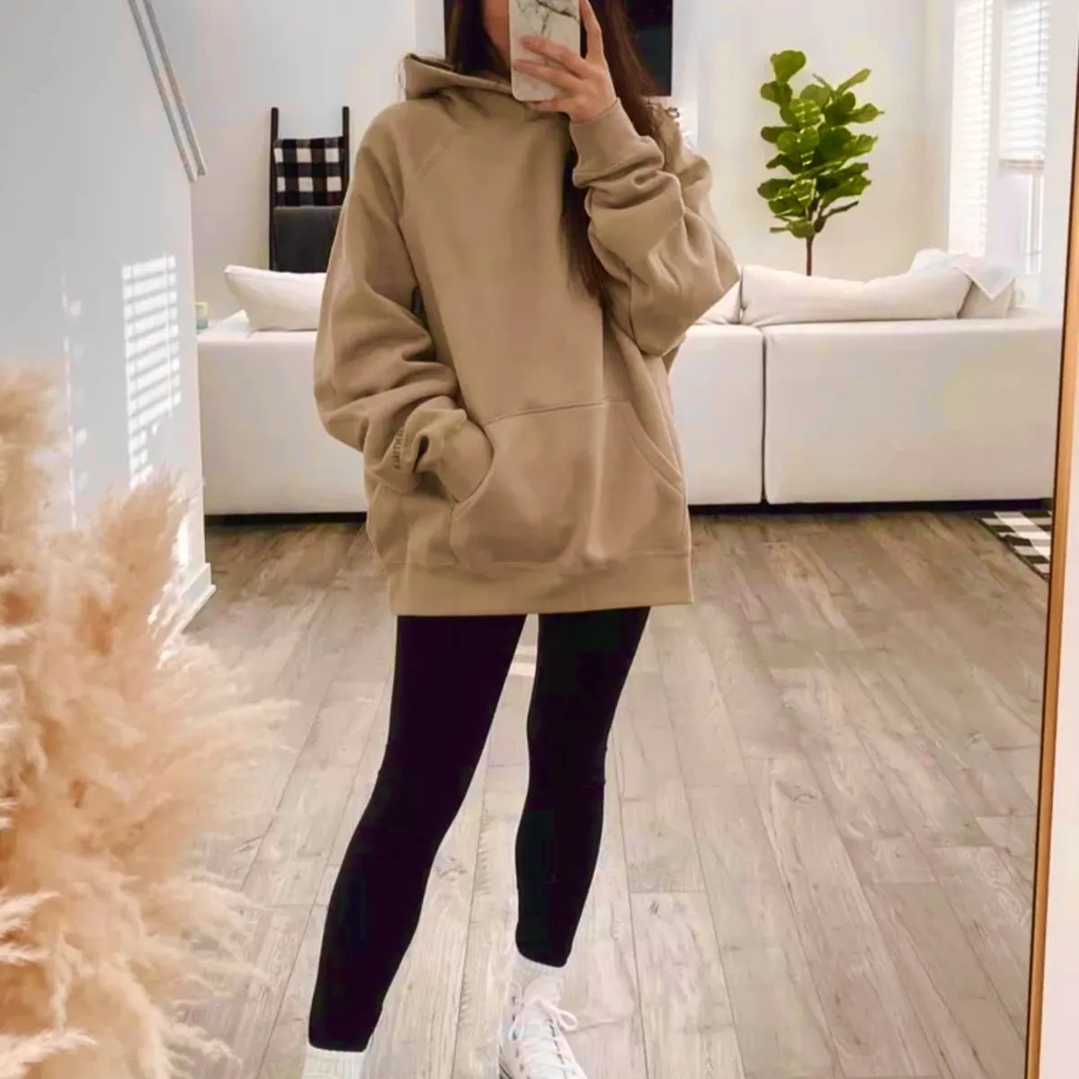 AMA OUTFITTERS - POLERA DE FRANELA OVERSIZE