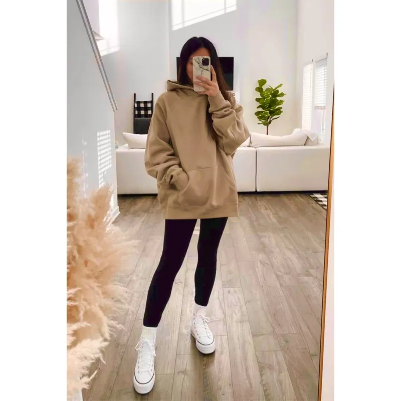 AMA OUTFITTERS - POLERA DE FRANELA OVERSIZE