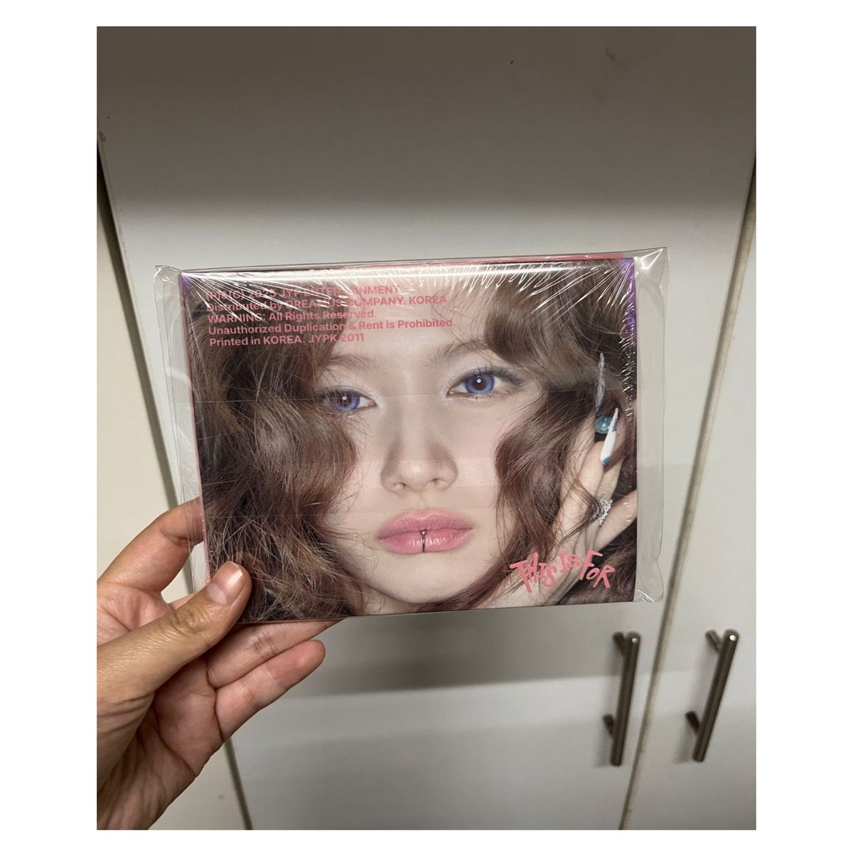 GENERICO - TWICE - ALBUM THIS IS FOR DIGIPACK verSANA