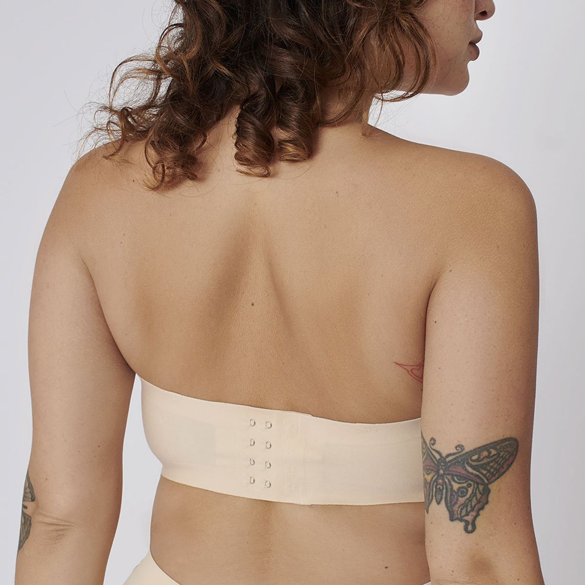 BENIE - Sostén Strapless Sin Costuras