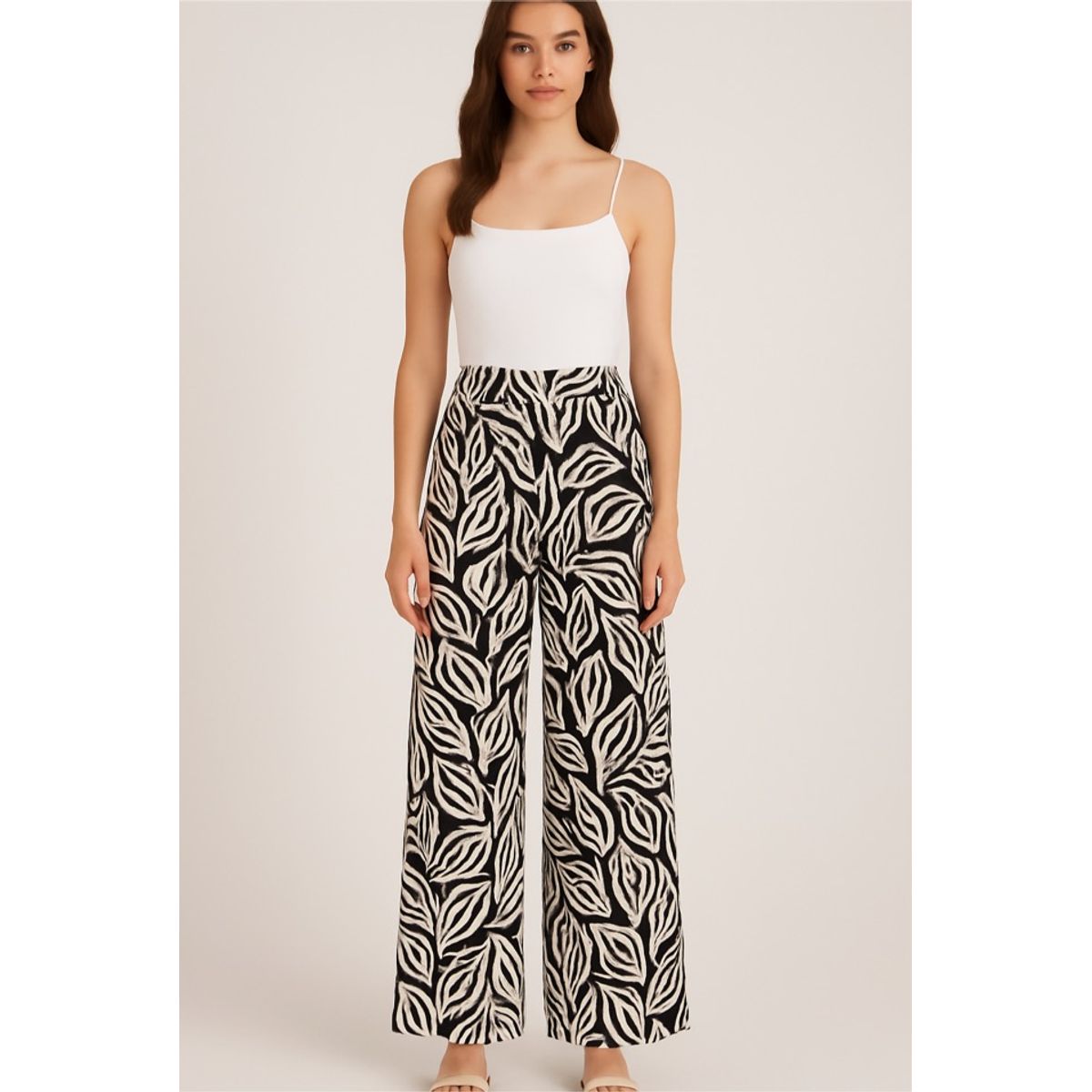 AMA OUTFITTERS - PANTALON TIPO SASTRE LEAVES