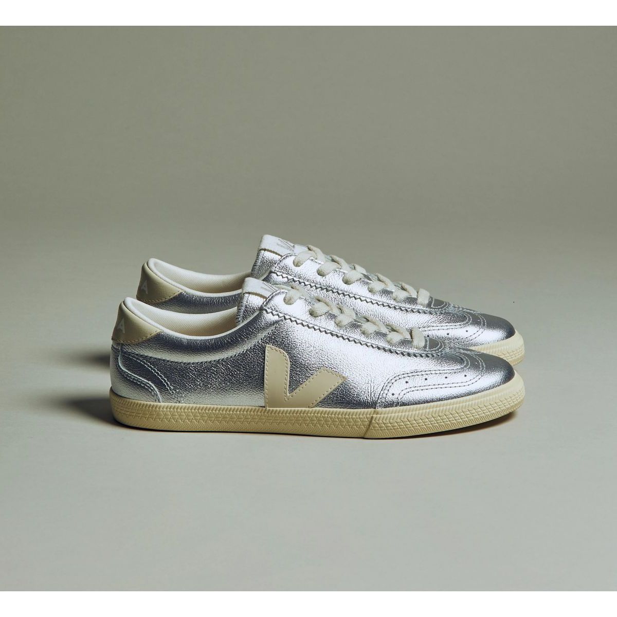 VEJA - Zapatilla volley pierre Gris