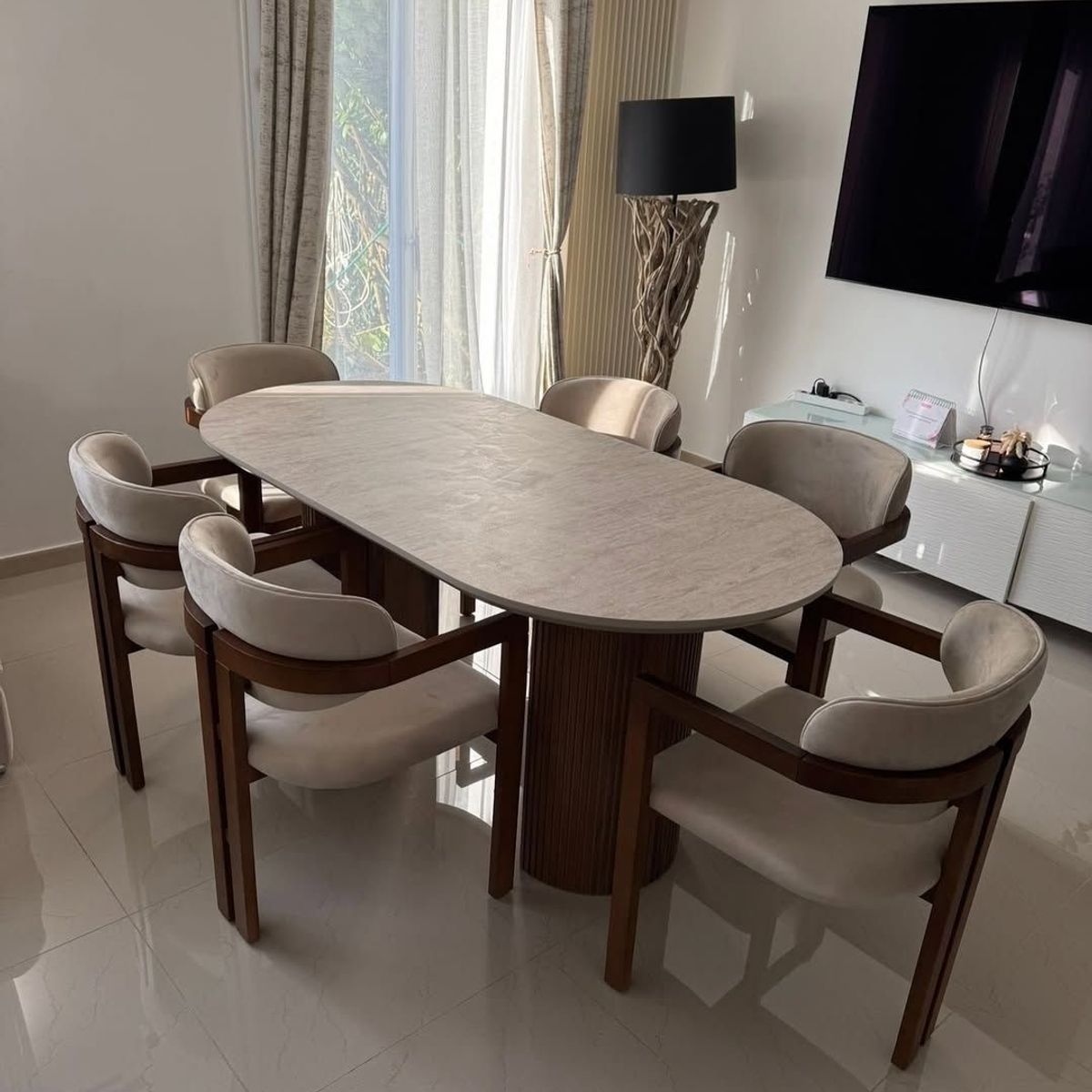 STIL NOVO - JUEGO DE COMEDOR 6 SILLAS GRETA MARRON OSCURO