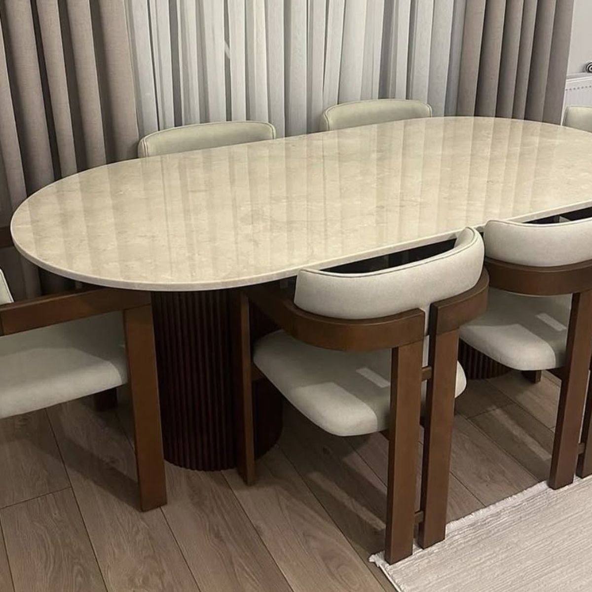 STIL NOVO - JUEGO DE COMEDOR 6 SILLAS GRETA MARRON OSCURO