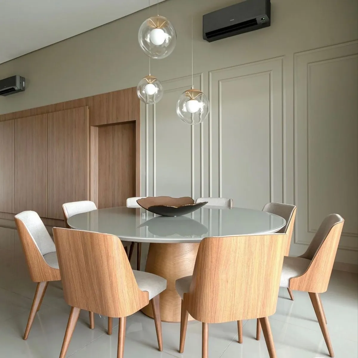 STIL NOVO - JUEGO DE COMEDOR 8 SILLAS ESTELA BEIGE CLARO