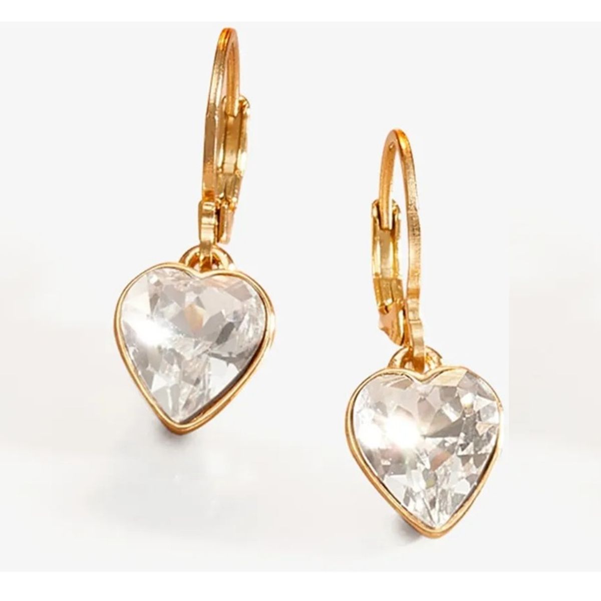 YANBAL - Lindos Aretes Deseo del Corazón Cristal Baño de Oro YANBAL