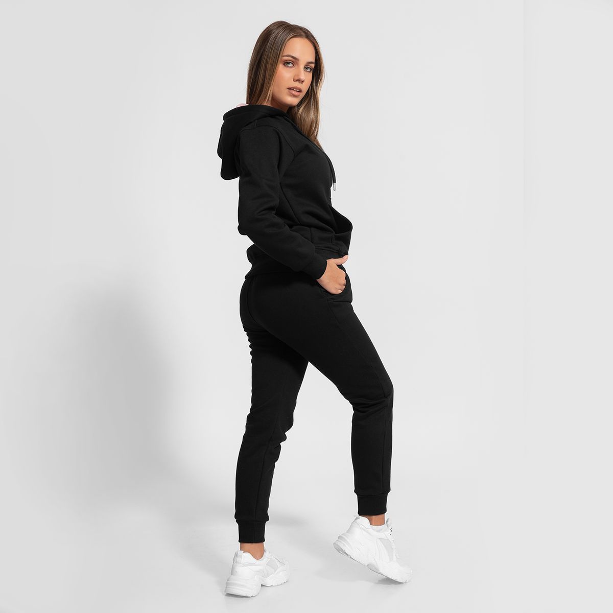 ONHUL - conjunto mujer polera y jogger negro