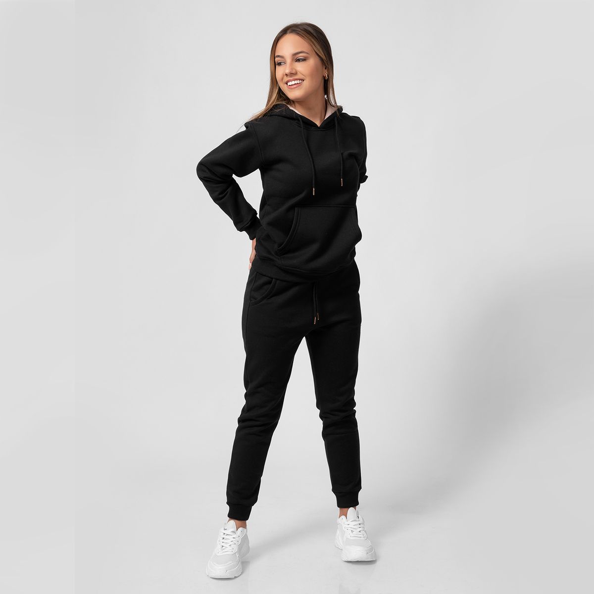 ONHUL - conjunto mujer polera y jogger negro