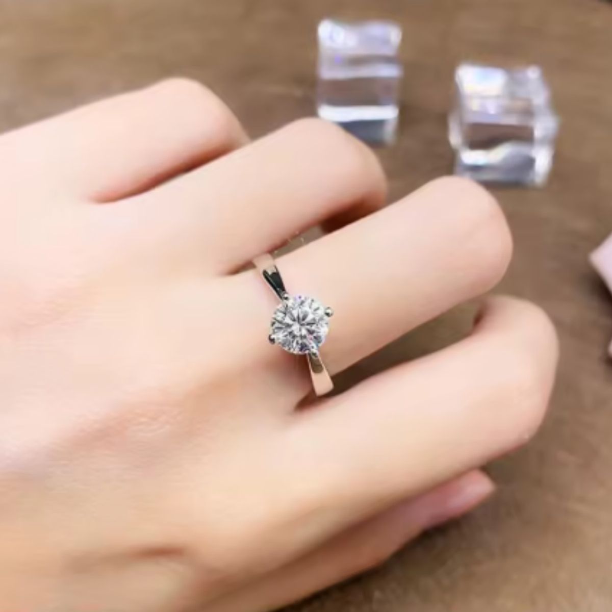 GENERICO - Anillo Ajustable “Aura de Amor” – Elegancia  Pura, Glamour Atemporal