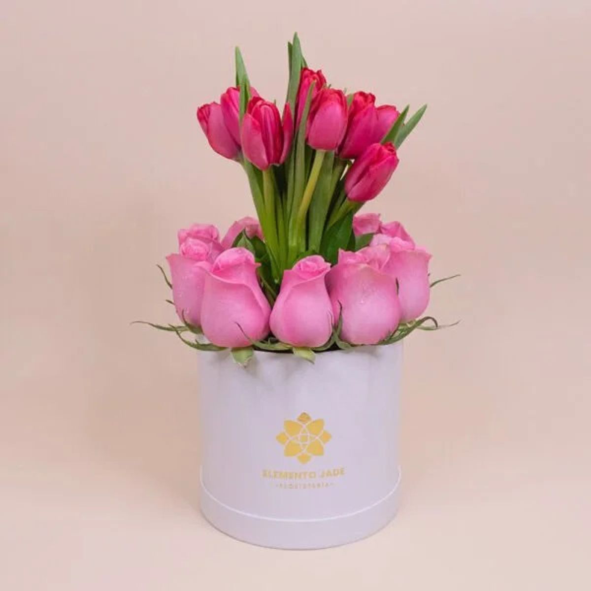 GENERICO - Box Rosas y Tulipanes