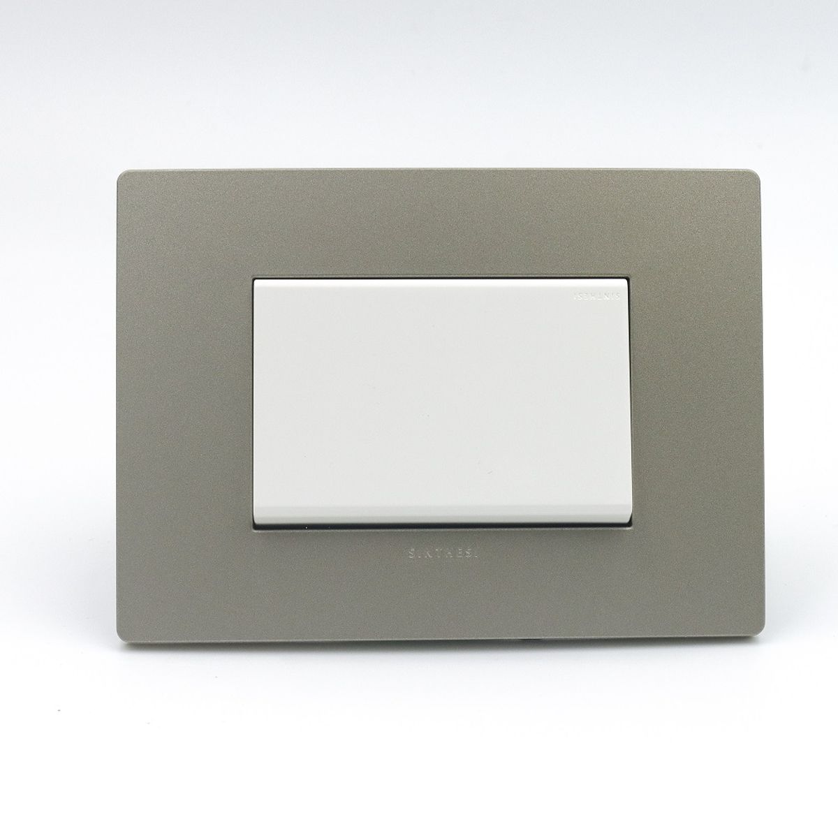 SINTHESI - INTERRUPTOR SIMPLE TECLON DE 3 MODULOS S33 PLACA ARENA Y DADO BLANCO