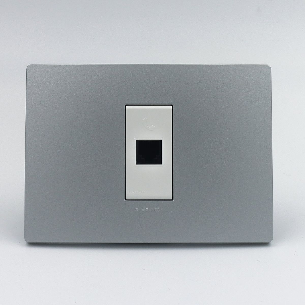 SINTHESI - TOMA TELEFONO S33 PLACA PLATA Y DADOS S22 BLANCOS SINTHESI