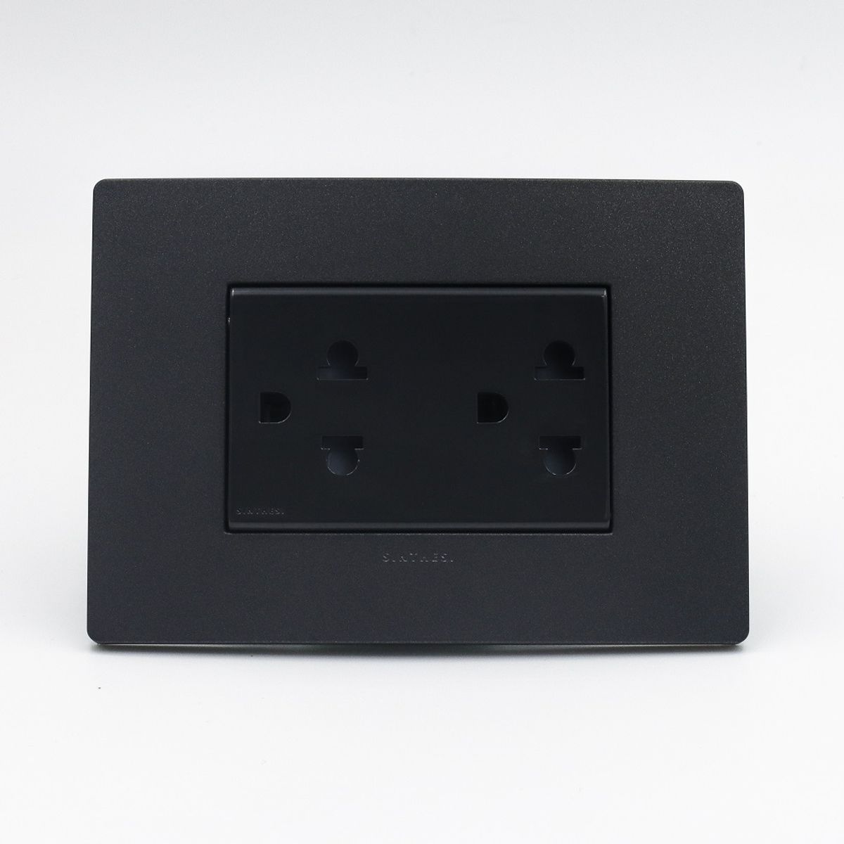 SINTHESI - TOMACORRIENTE DUPLEX UNIVERSAL S33 PLACA CARBON Y DADOS S22 NOIR