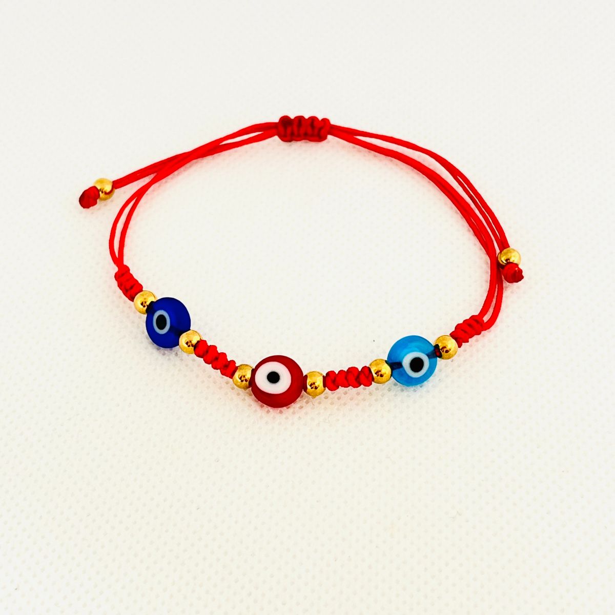 GENERICO - Pulsera Hilo Rojo con Ojos Turcos -  Daniela