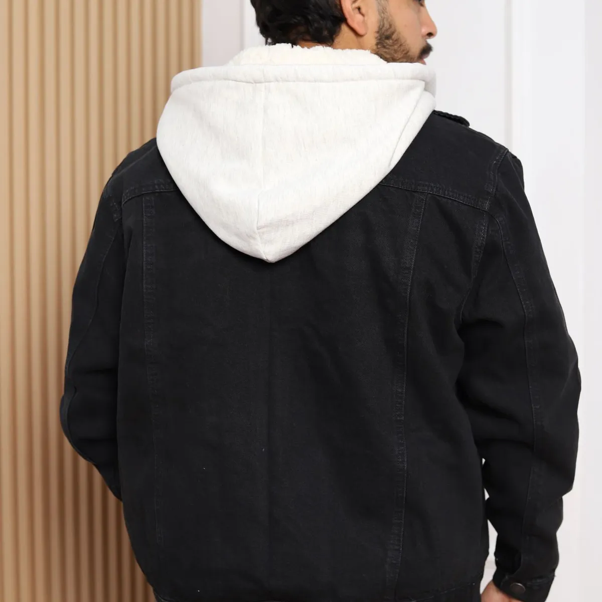 QH - Casaca Denim Forrada con Capucha de Peluche para Hombre