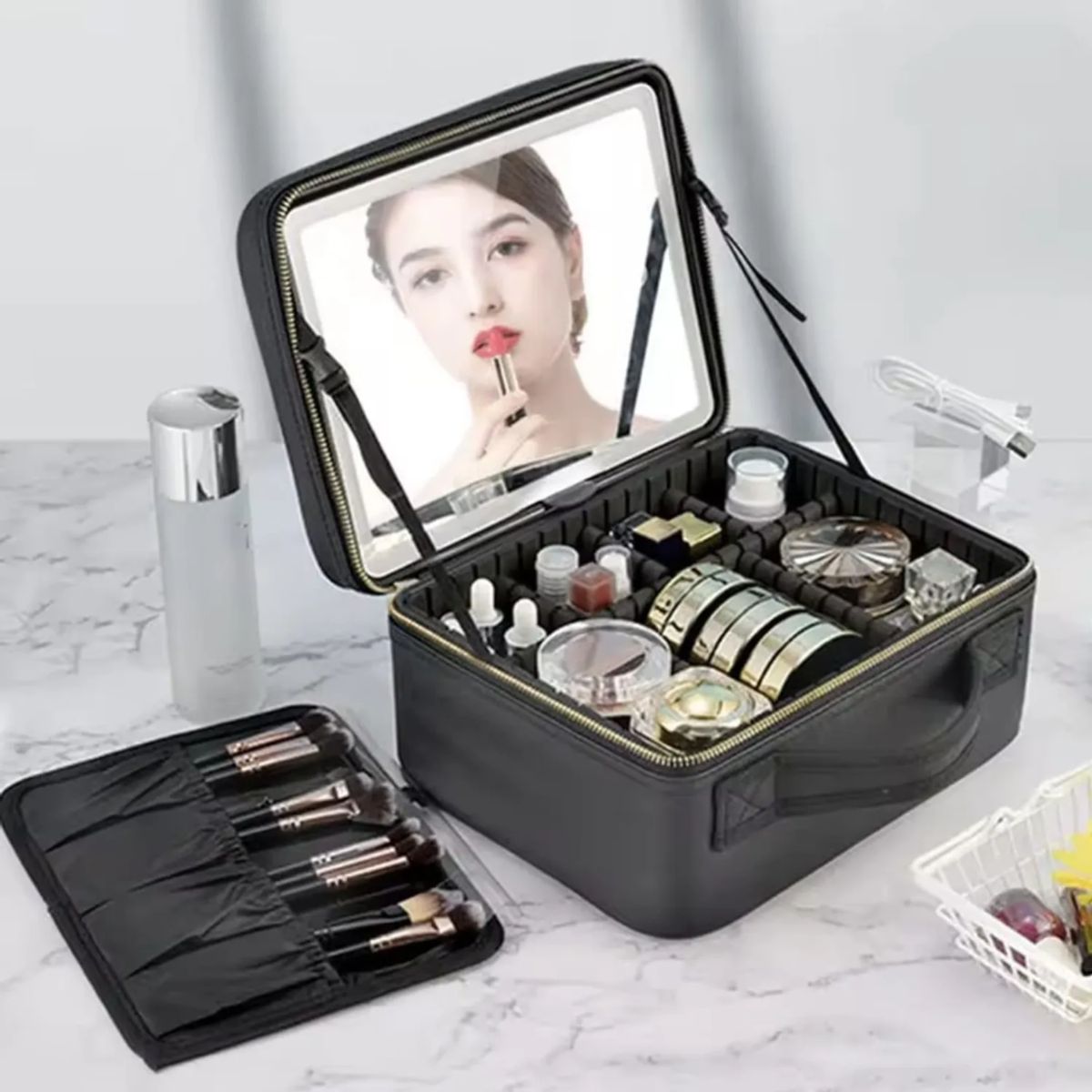 GENERICO - Maleta Organizador De Maquillaje con Espejo Recargable Luz Led - Negro