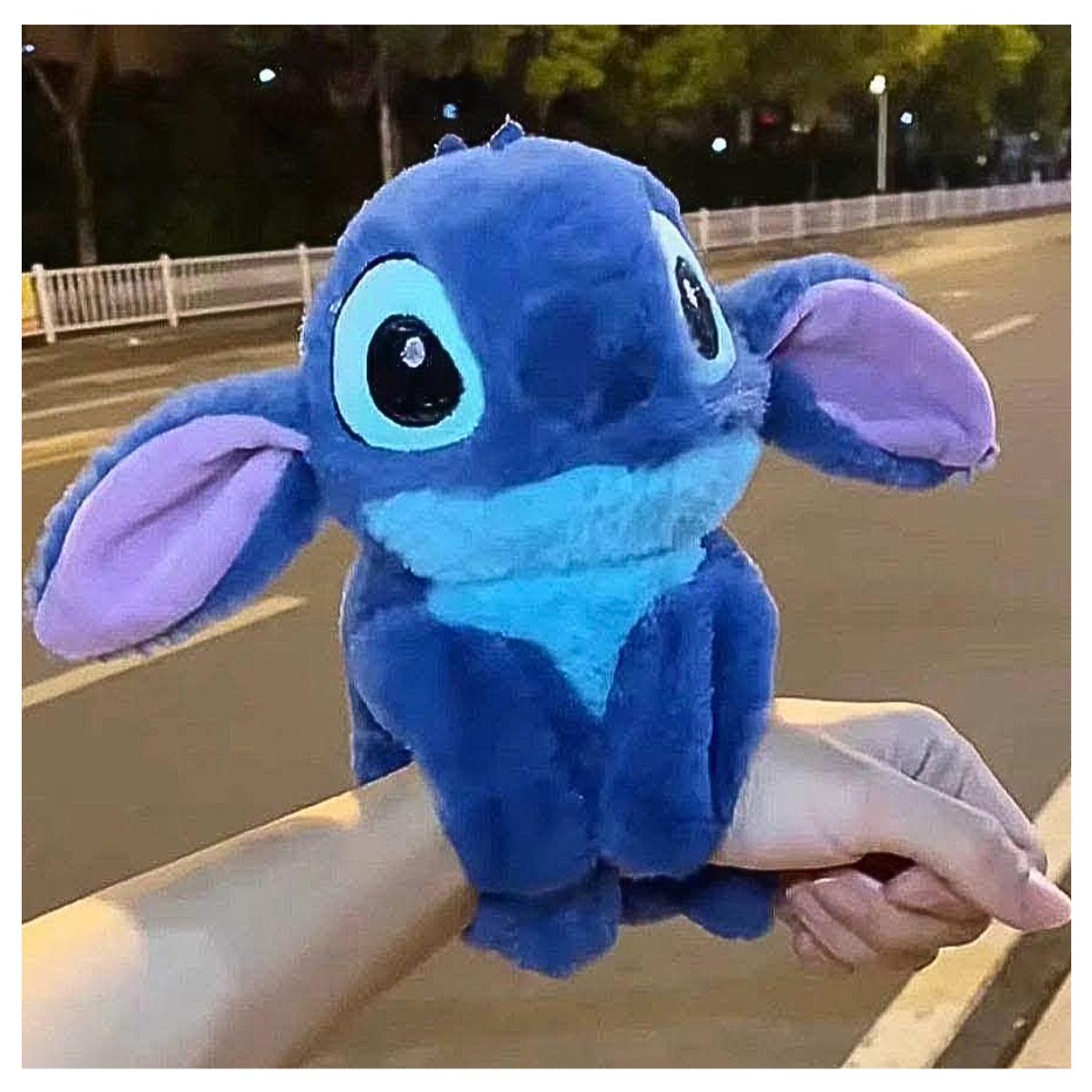 GENERICO - Brazalete Peluche Stitch Suave y Esponjoso Musical