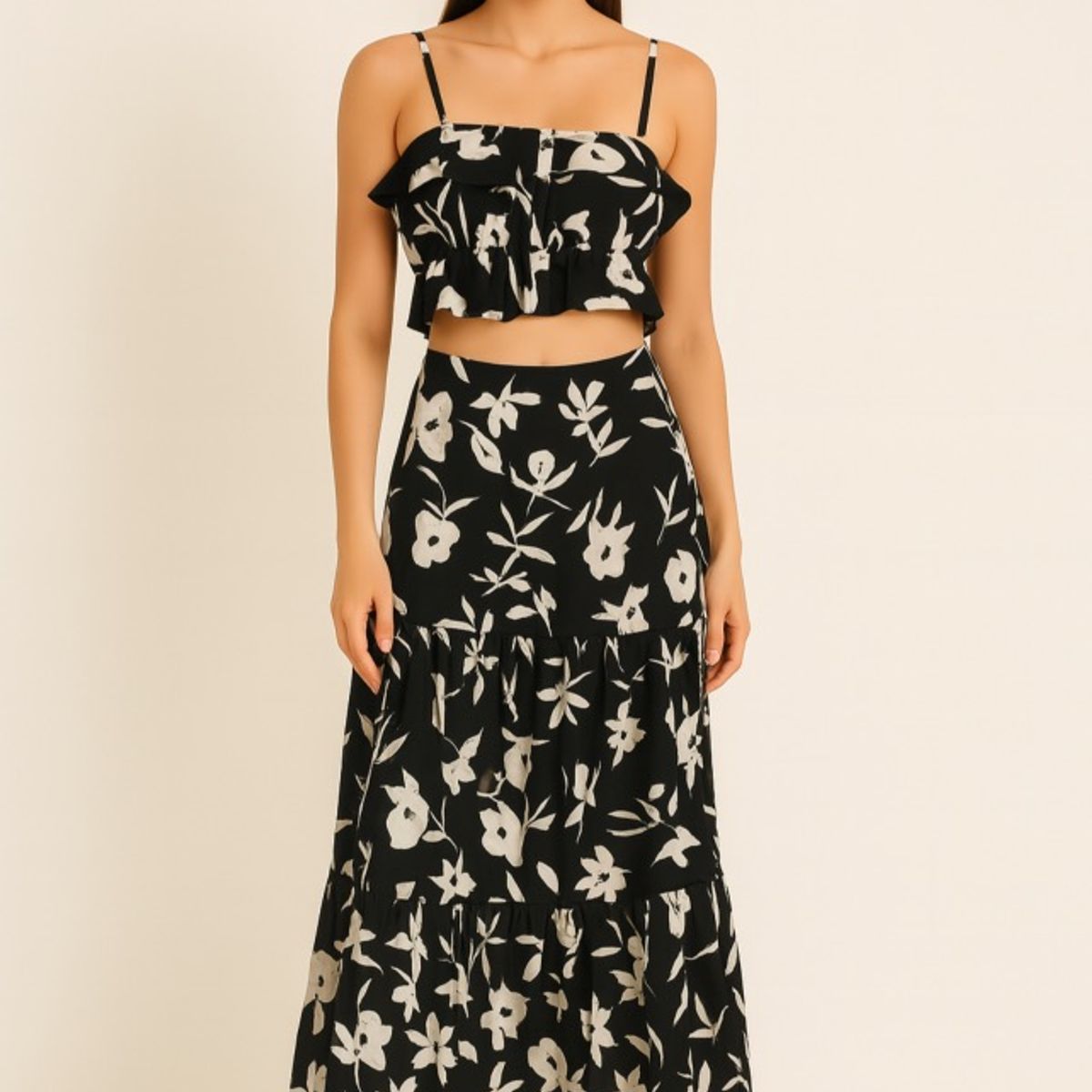 AMA OUTFITTERS - SET DE TOP Y FALDA FLORIDA