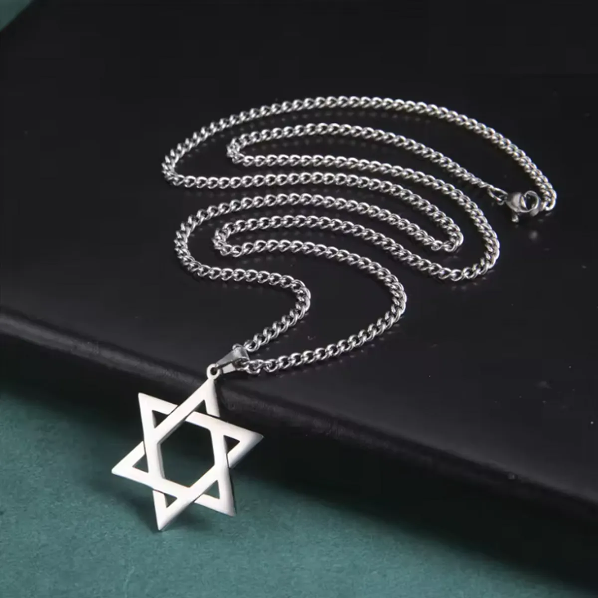 GENERICO - Collar Cadena Acero Inoxidable con Dije Estrella de David