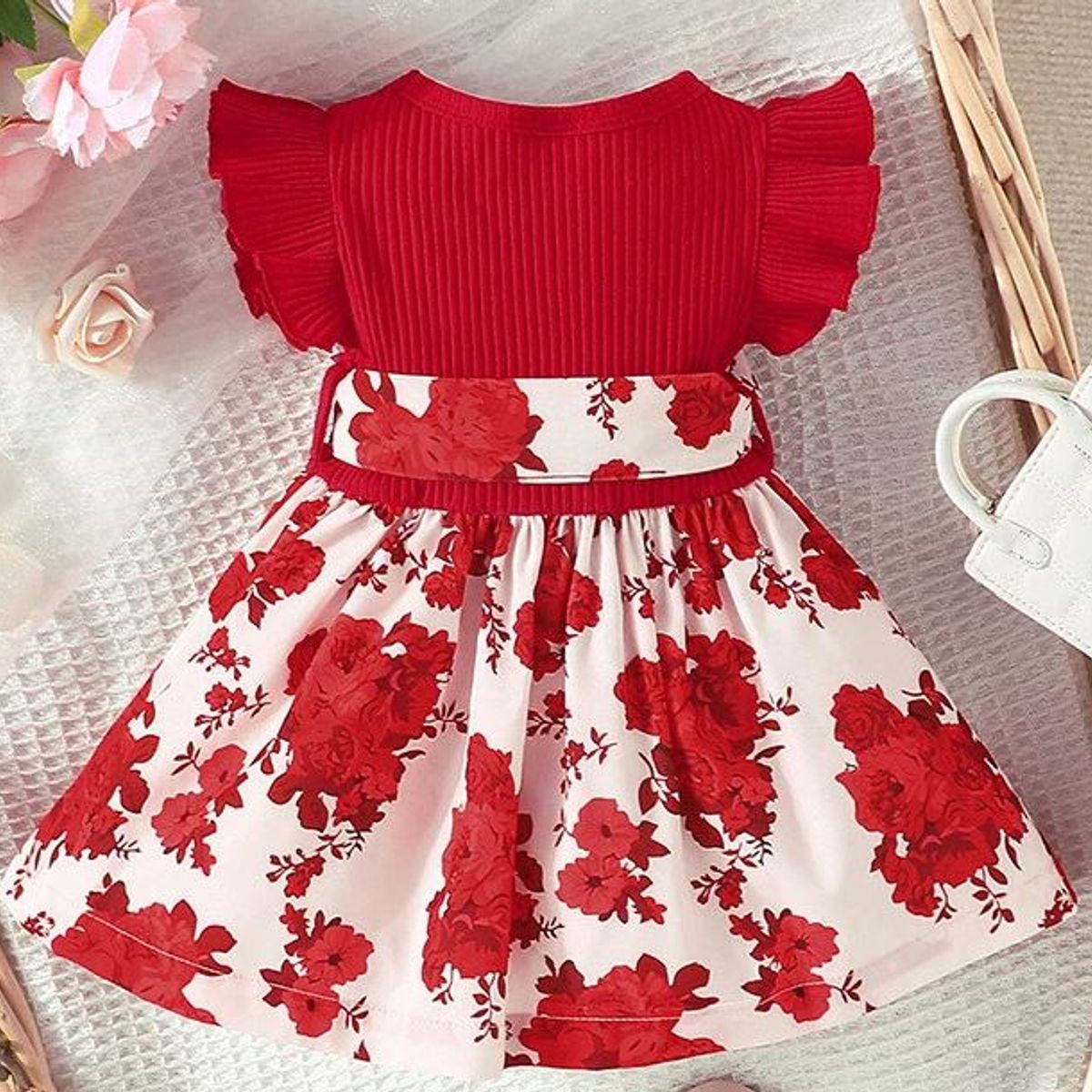 GENERICO - Vestido con estampado floral para niña